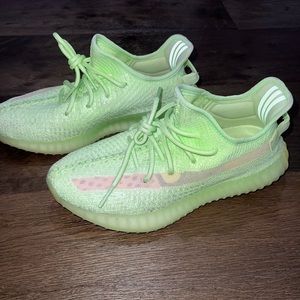 Adidas Yeezy boost 350 glow